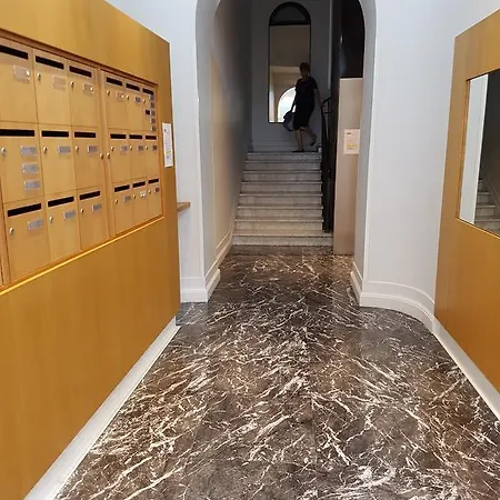 R.d.v. Duplex Center Apartman *